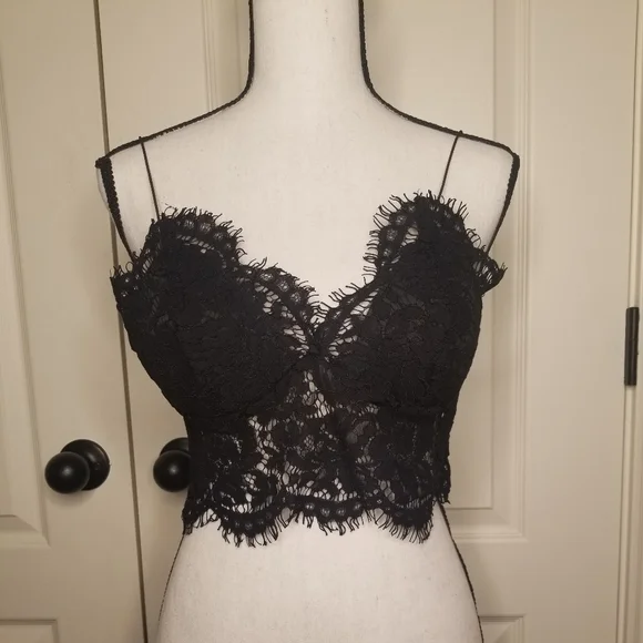 SHEIN Black Lace Bralette - Picture 3 of 7